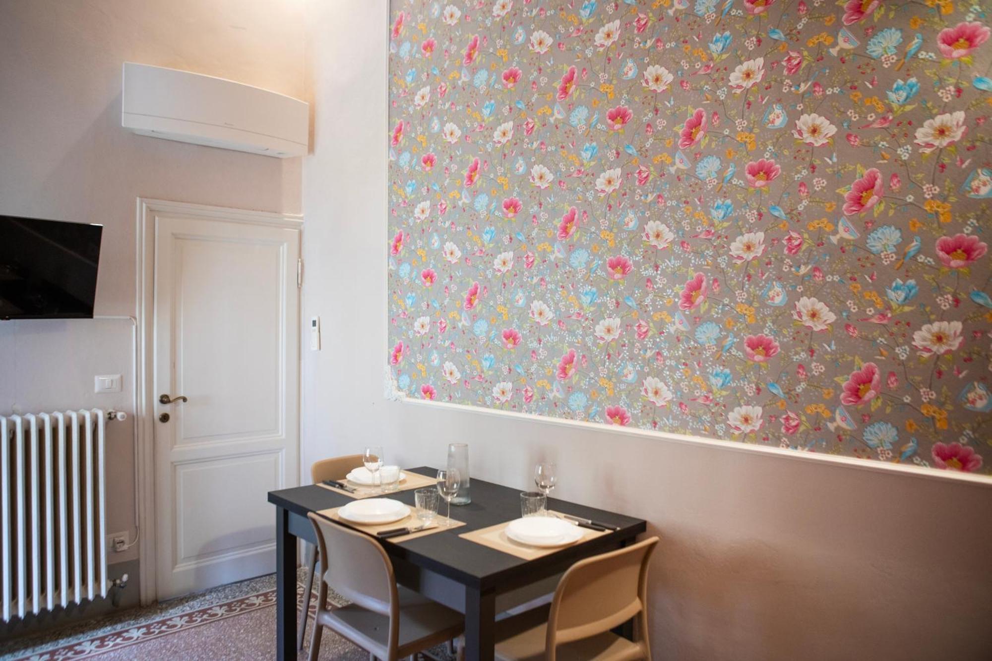 Buonarroti Boutique Apartment Флоренция Экстерьер фото